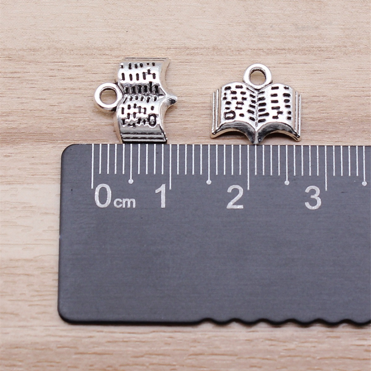 IFOCUS 20pcs/Lot Book Charms F - Jewelry Making Books recension och pris